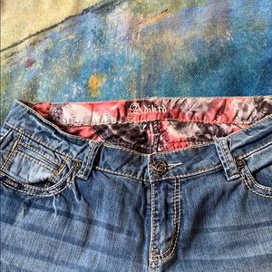 Women’s jeans